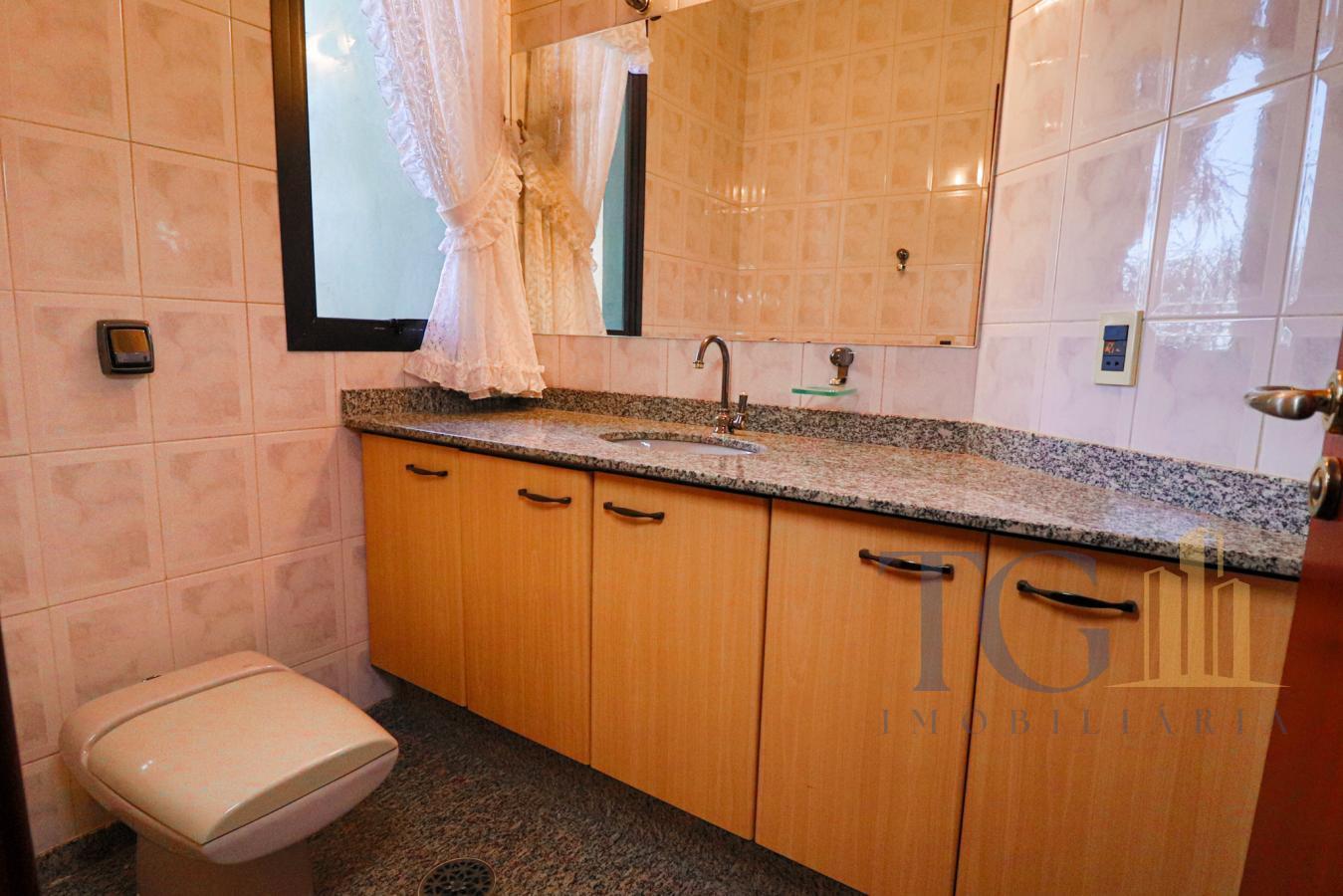 Apartamento à venda com 4 quartos, 220m² - Foto 7