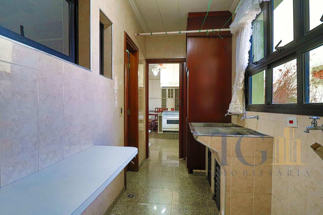 Apartamento à venda com 4 quartos, 220m² - Foto 21