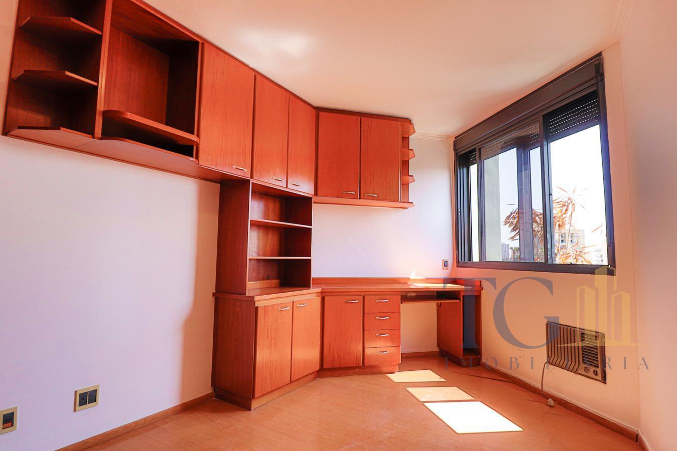 Apartamento à venda com 4 quartos, 220m² - Foto 25