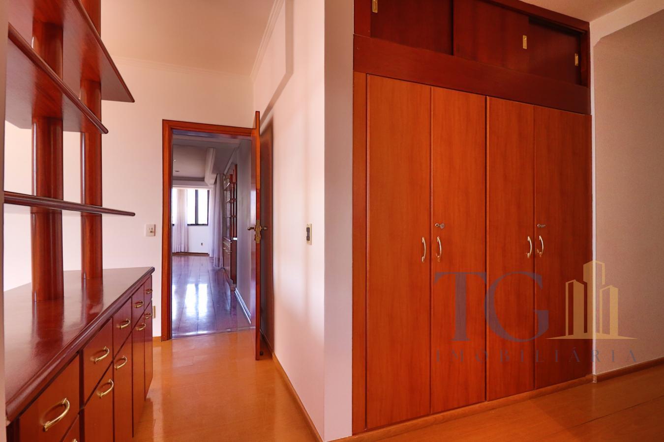 Apartamento à venda com 4 quartos, 220m² - Foto 24