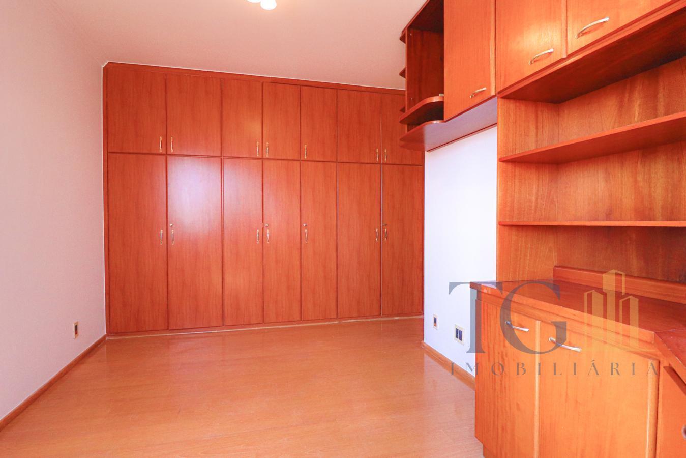 Apartamento à venda com 4 quartos, 220m² - Foto 26