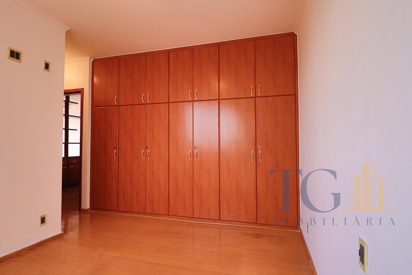 Apartamento à venda com 4 quartos, 220m² - Foto 31