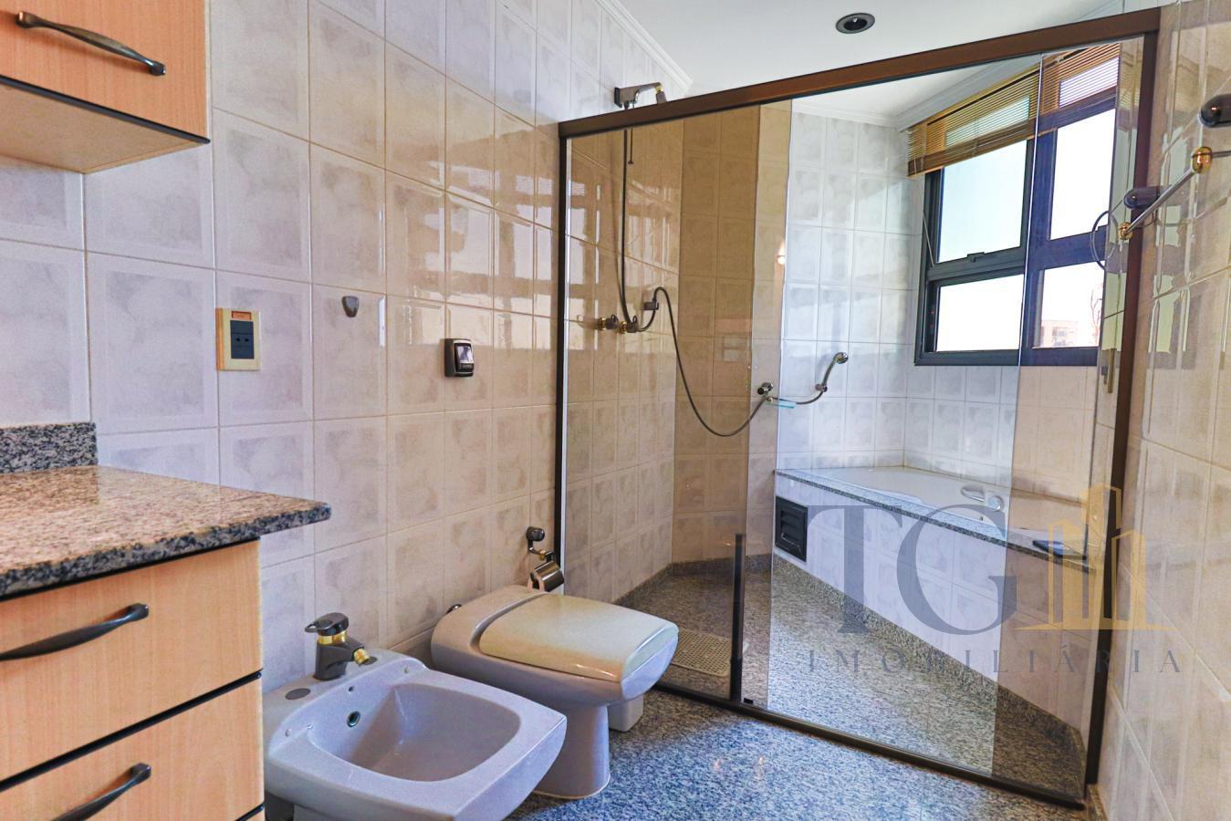 Apartamento à venda com 4 quartos, 220m² - Foto 41