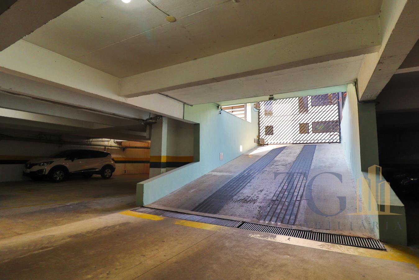 Apartamento à venda com 4 quartos, 220m² - Foto 42