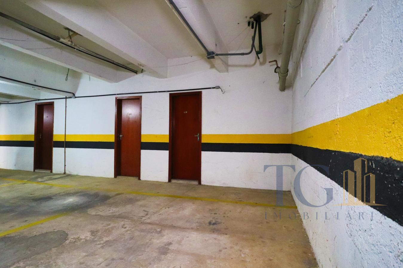 Apartamento à venda com 4 quartos, 220m² - Foto 44