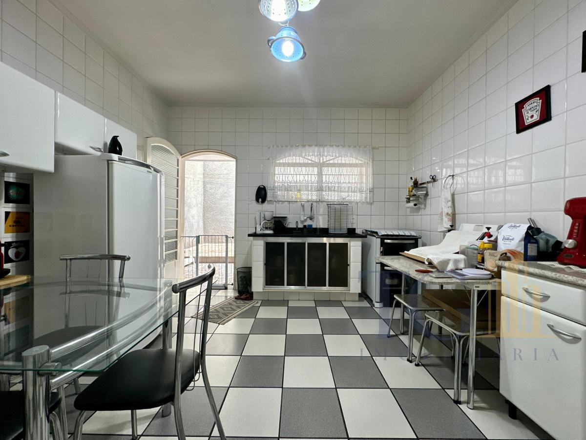 Casa à venda com 3 quartos, 2 banheiros, 1 vaga e 124m² no Centro, Votorantim (SP) — foto 10 de 24