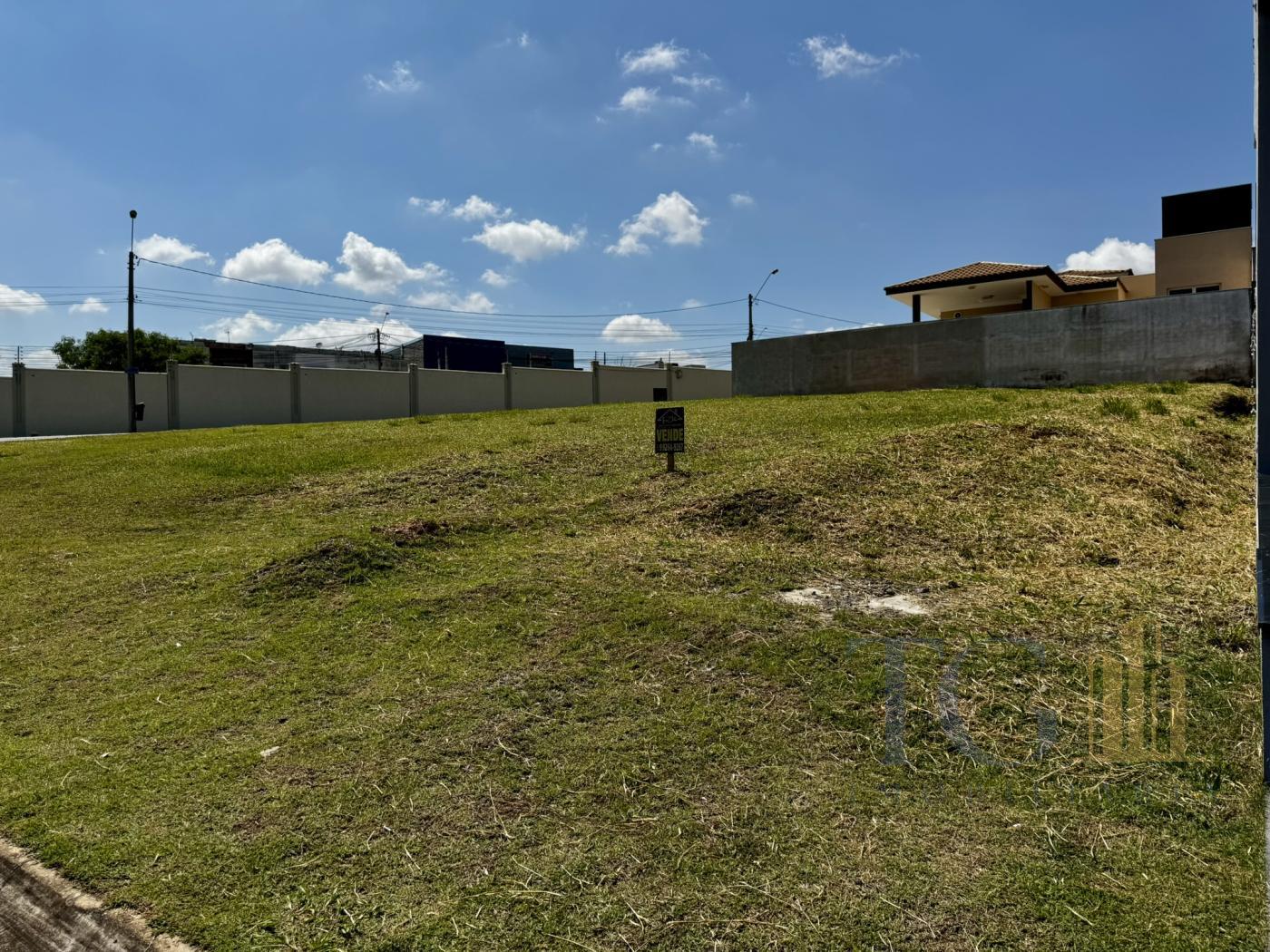 Terreno à venda com 300m² de terreno no Wanel Ville, Sorocaba (SP) — foto 2 de 11
