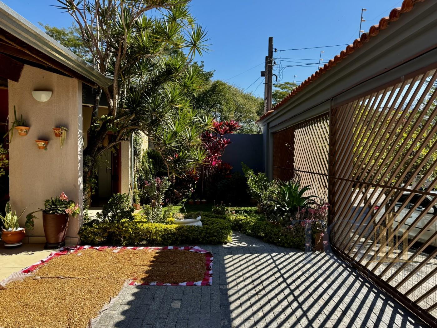 Casa à venda com 3 quartos, 1 suíte, 2 vagas e 178m² no Jardim Karolyne, Votorantim (SP) — foto 9 de 22