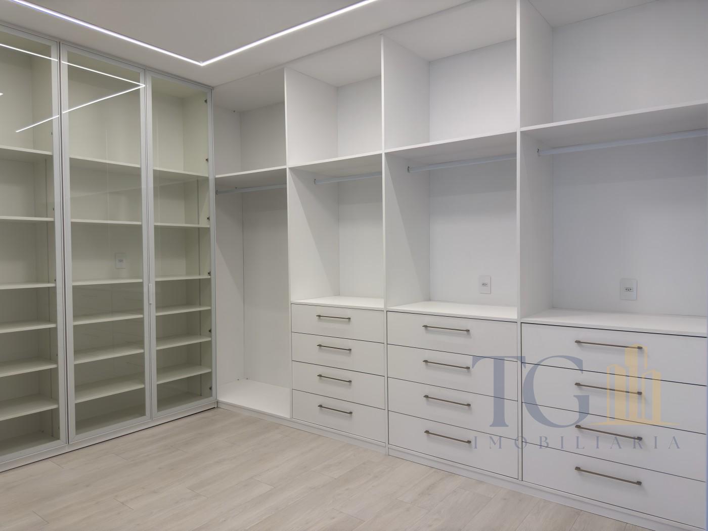 Casa à venda com 4 suítes, 8 vagas e 400m² no Alphaville Nova Esplanada, Votorantim (SP) — foto 20 de 30