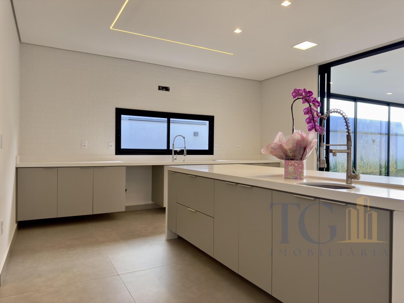 Casa à venda com 3 suítes, 4 vagas e 310m² no Alphaville Nova Esplanada, Votorantim (SP) — foto 4 de 30