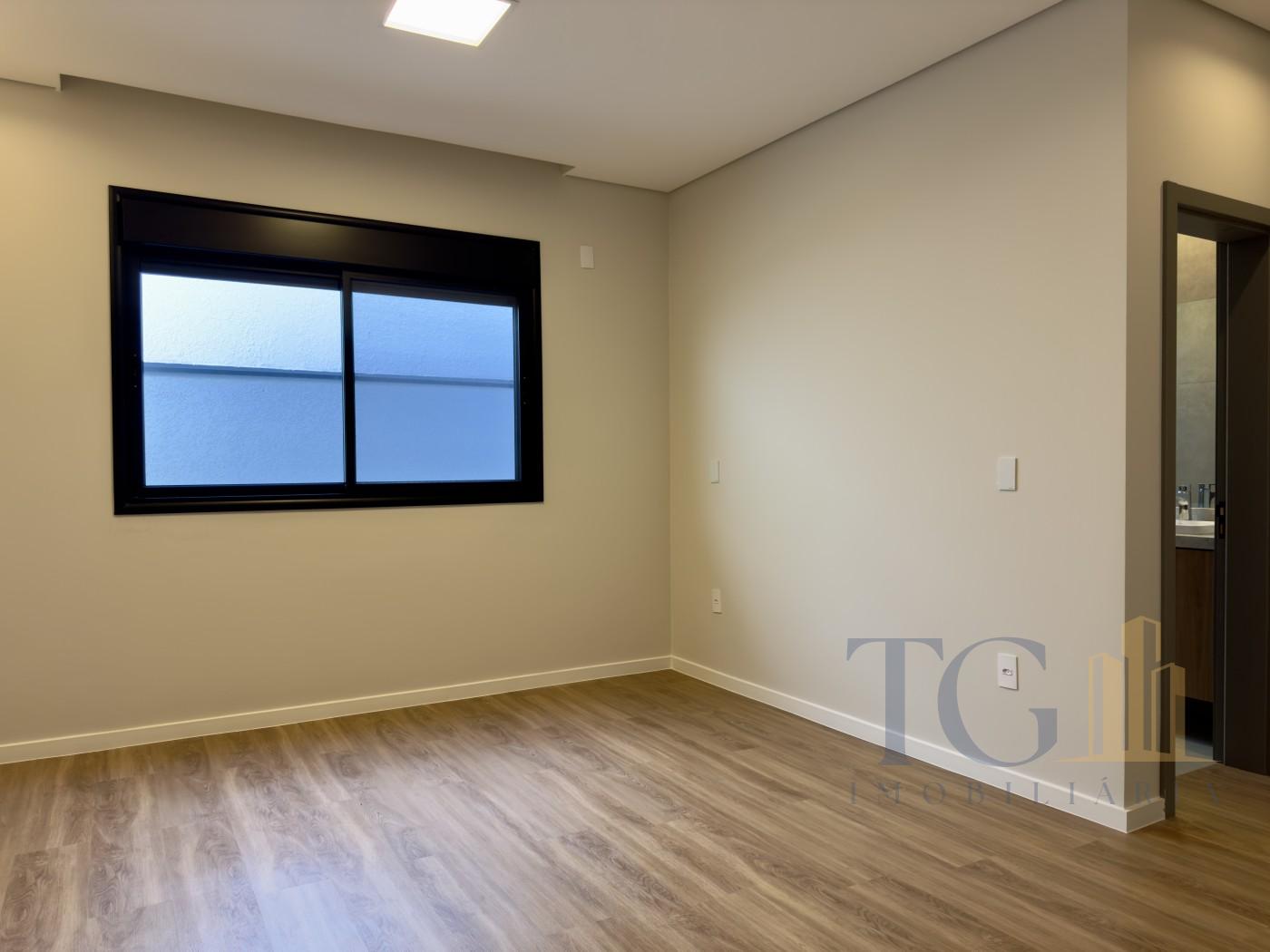Casa à venda com 3 suítes, 4 vagas e 310m² no Alphaville Nova Esplanada, Votorantim (SP) — foto 26 de 30