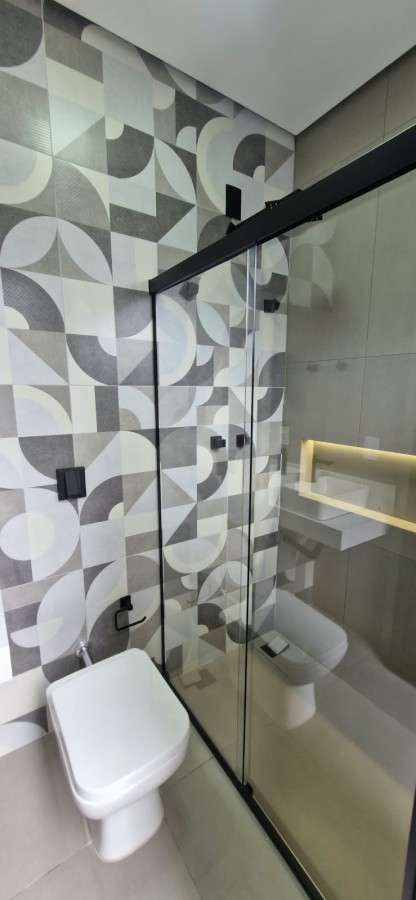 Casa à venda com 3 quartos, 1 suíte, 4 vagas e 135m² no Wanel Ville, Sorocaba (SP) — foto 2 de 19