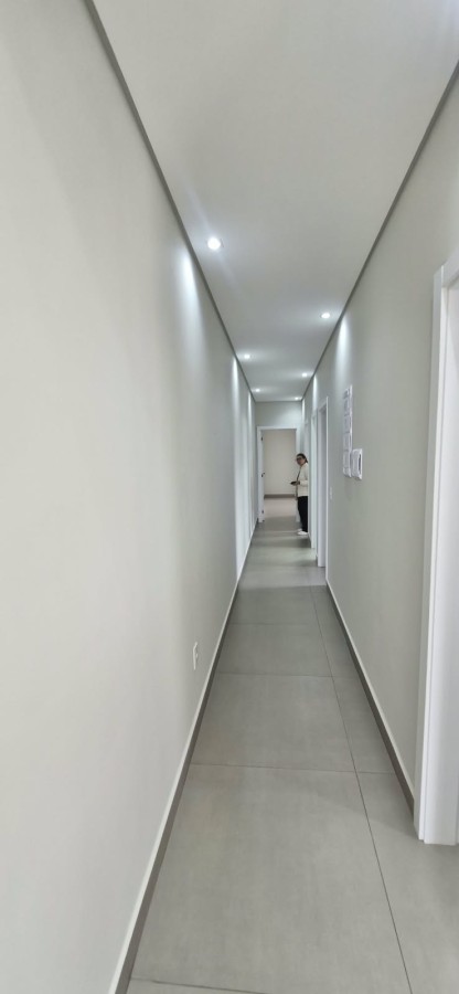 Casa à venda com 3 quartos, 1 suíte, 4 vagas e 135m² no Wanel Ville, Sorocaba (SP) — foto 9 de 19